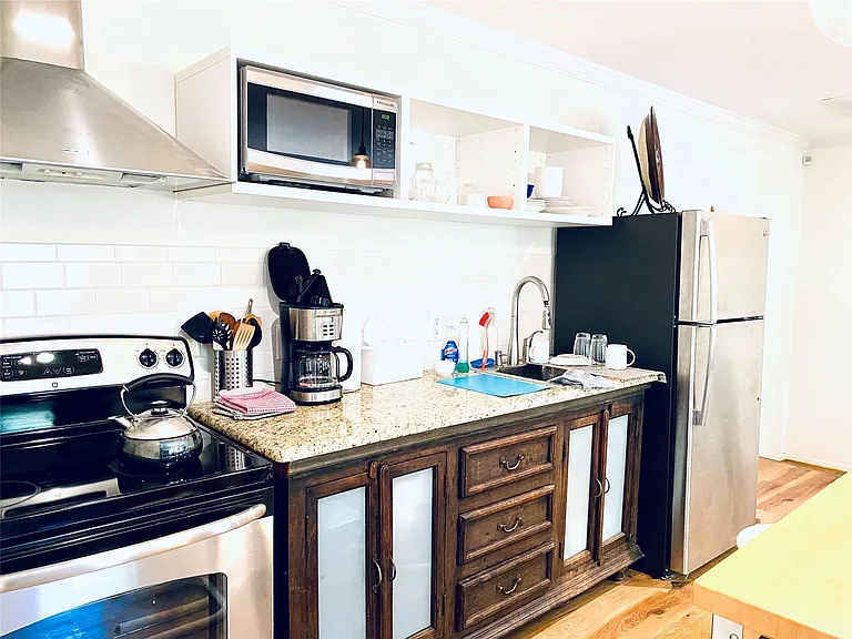6313 Belmont Ave — Photo 22