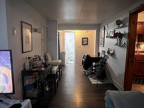 2nd image of 109 Buffalo St APT 2