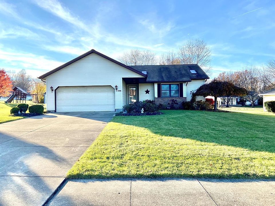 1st image of 1306 Crestview Dr