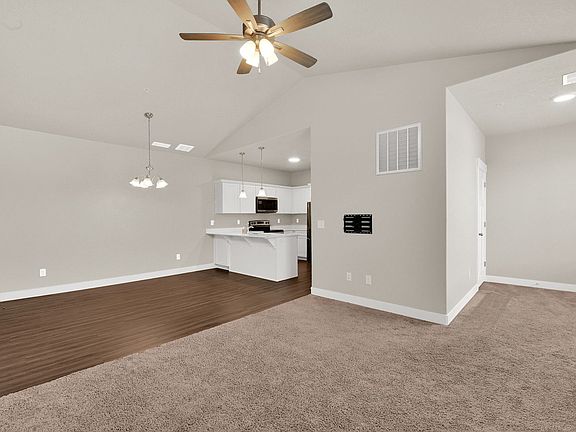 5th image of 779 N Pratt Ln #T302