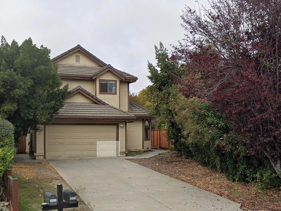 1st image of 38179 Acacia Ct