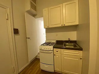 Rented by Village Living Realty