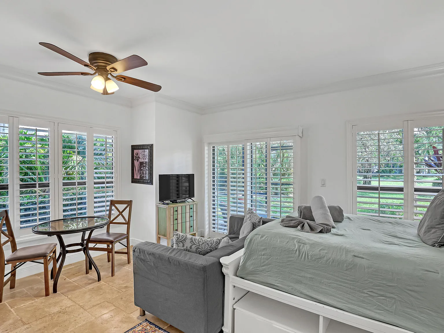 Tennis Lodges — Photo 3