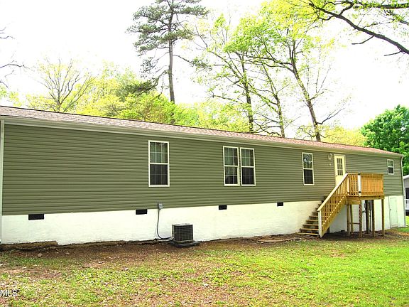3rd image of 119 Monticello Ln