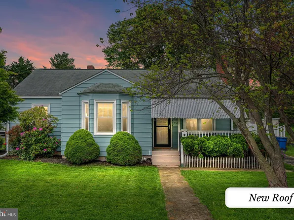 232 Walnut St, Berryville, VA 22611