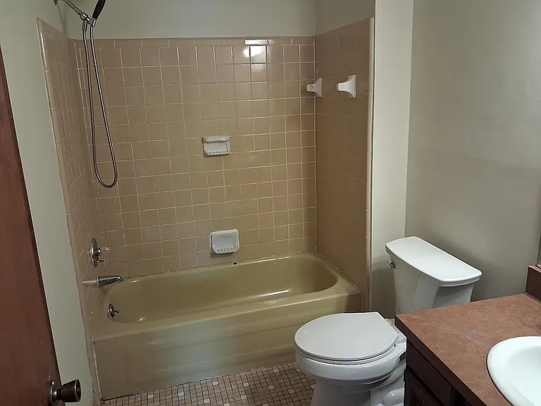 2097 E Roundtable Dr — Photo 11