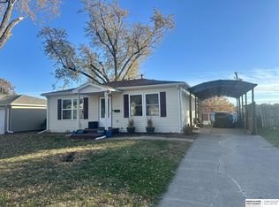 7107 Florence St, La Vista, NE 68128