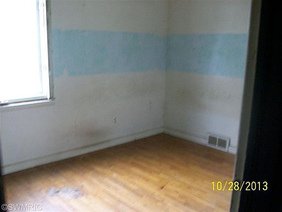 5th image of 3348 Butternut Dr