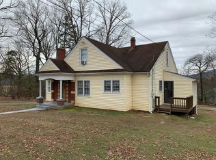 3303 Pitzer Rd, Roanoke, VA 24014