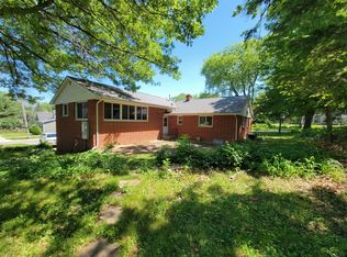 1103 College St #1, Cedar Falls, IA 50613