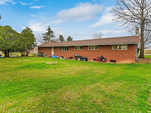70 County Route 17, Pine Bush, NY 12566