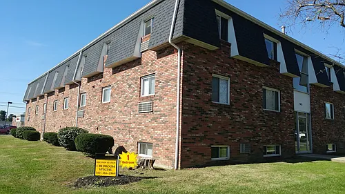945 Welsh View Dr Photo 1