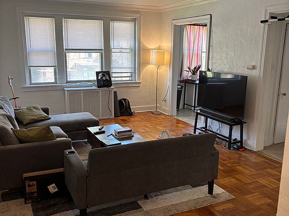 2nd image of 5640 Hobart St #5