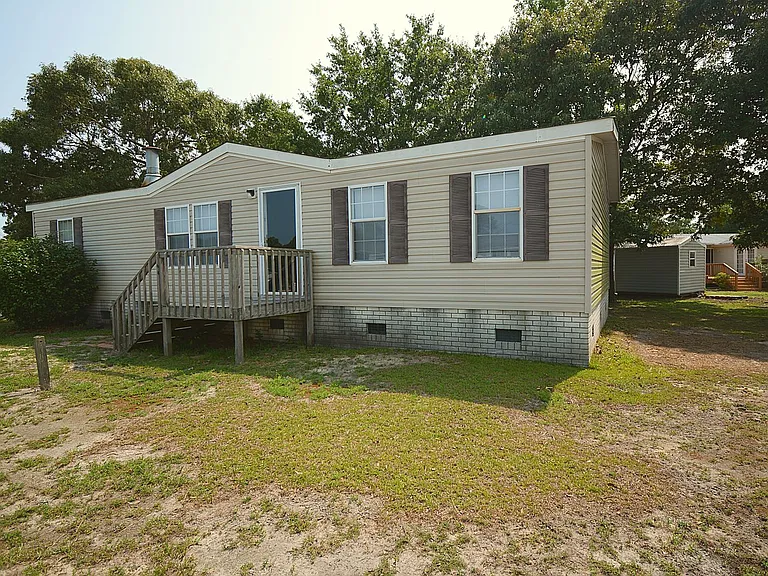 106 Fishtail Ct — Photo 2