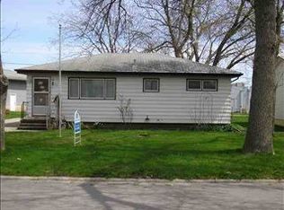1113 Eleanor Dr, Waterloo, IA 50701