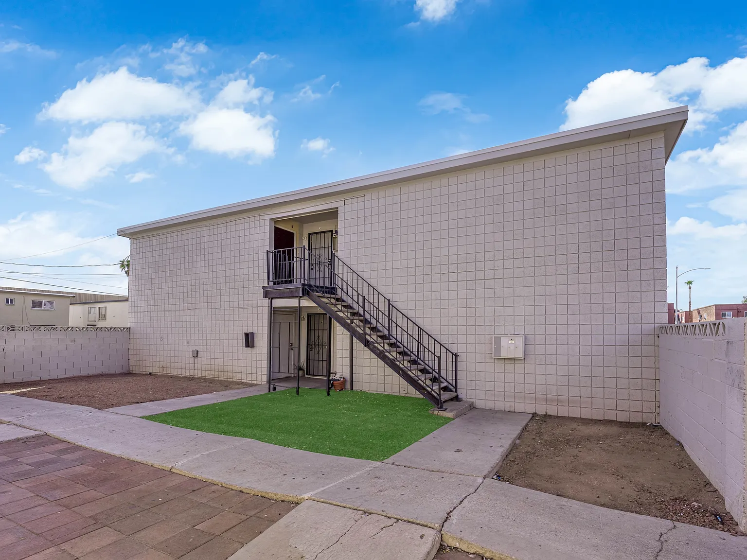 2908 Poplar Avenue - 3 — Photo 2
