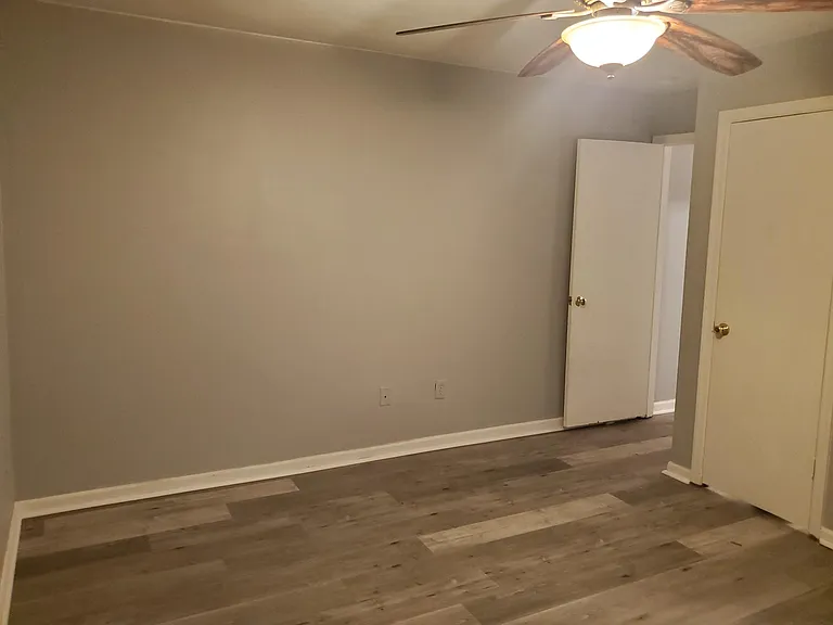 1409 Larkview Dr — Photo 8