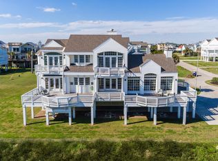 4215 Sea Eagle Ln, Galveston, TX 77554
