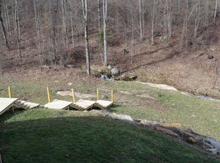 142 Mountain Crest Dr, Spencer, TN 38585