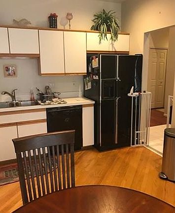 5th image of 24653 Edgewood Ct N #1