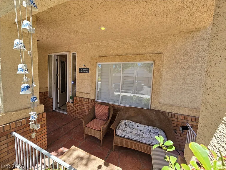 2232 Alanhurst Dr — Photo 44