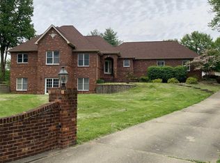 2232 Wildwood Dr, Glen Carbon, IL