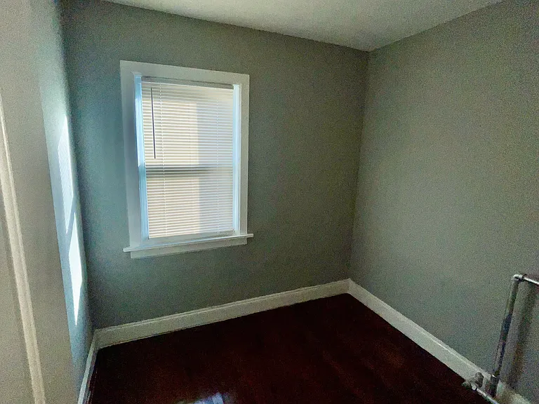 1326 Gillespie Ave #2 — Photo 3