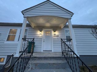 2008 W Main St, Radford, VA 24141