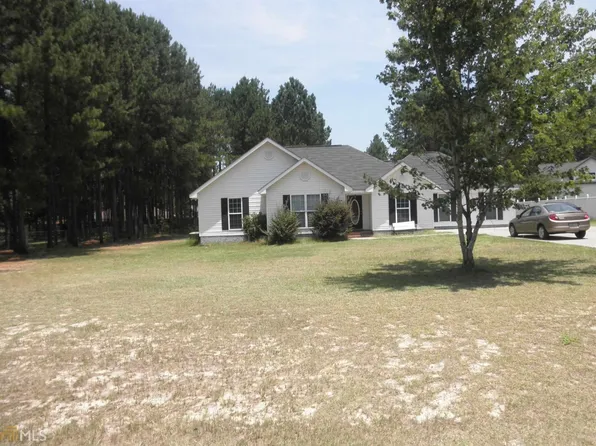 1237 Brooklet South Dr, Brooklet, GA 30415
