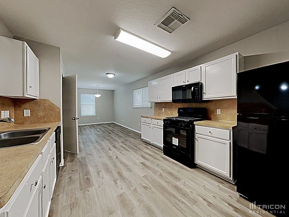 4th image of 4142 Heritagestone Dr
