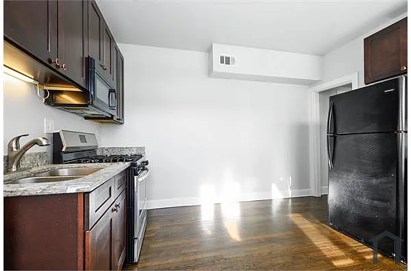 Building Photo - 2905 W 66th St #2