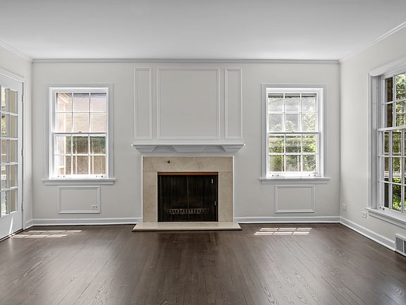 5th image of 633 Forest Rd