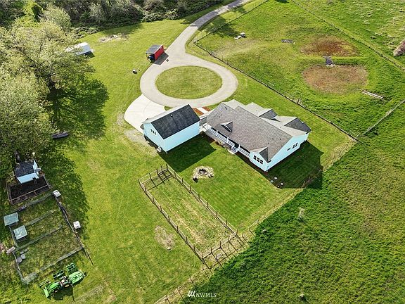 Secluded setting located at the end of a long private drive