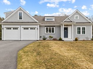 5 Maxwell Ln, Sandwich, MA 02563