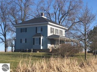 5072 N Gilmore Rd, Weidman, MI 48893