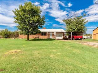 3726 Fm 369 N, Iowa Park, TX 76367