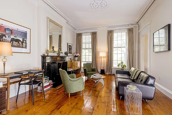 Rented by Town Residential | media 11