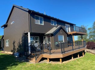 997 SW Tomahawk Pl, Dundee, OR 97115