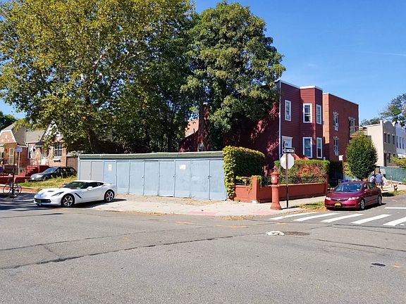 3rd image of 78 E 2nd St