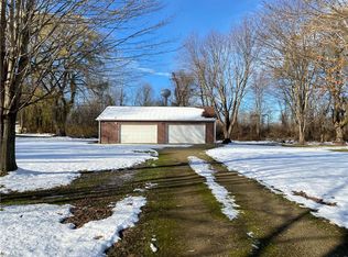 566 Janet Dr, Conneaut, OH 44030
