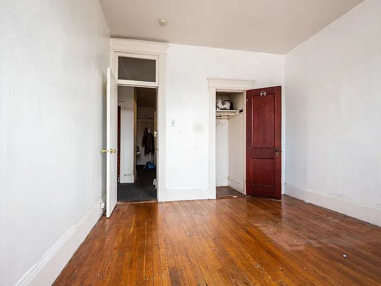 56 Brighton Ave #5 — Photo 2
