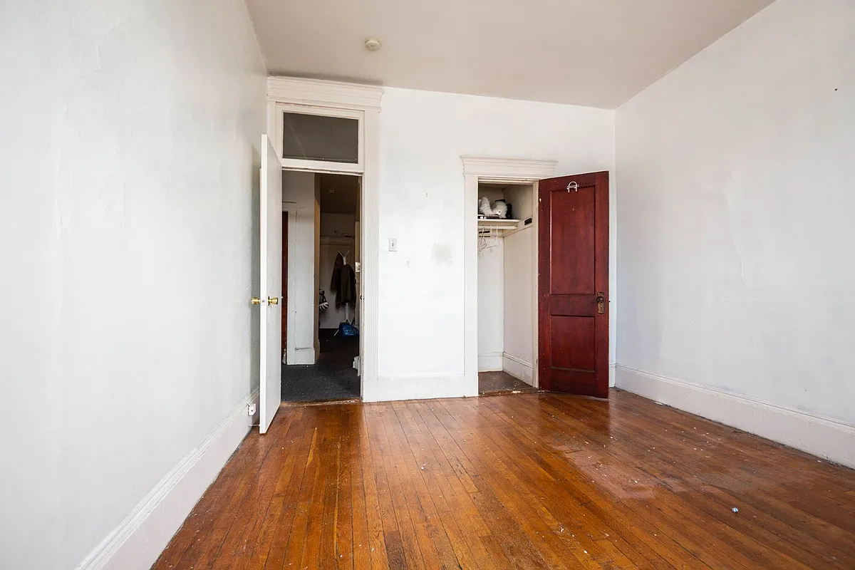 Building Photo - 56 Brighton Ave #5