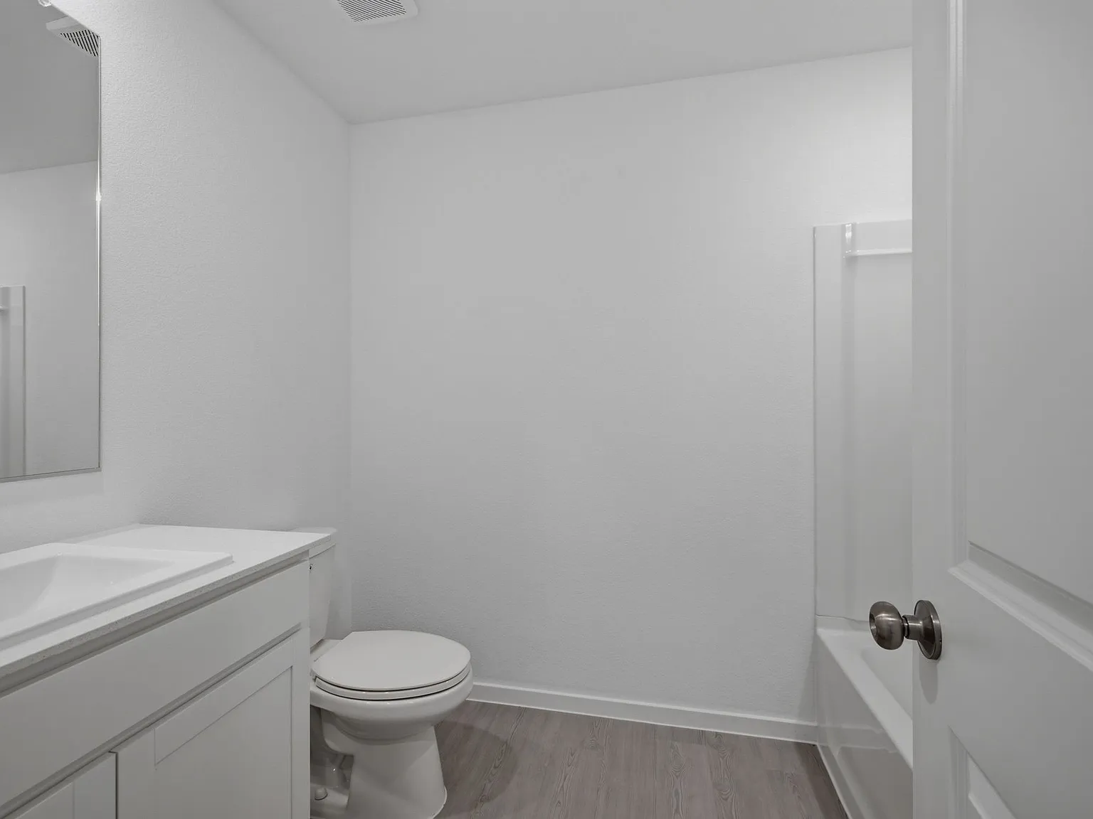 4 bed, 1656 sqft, $2,150 — Photo 4