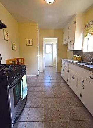 4th image of 2814 Barkley Ln