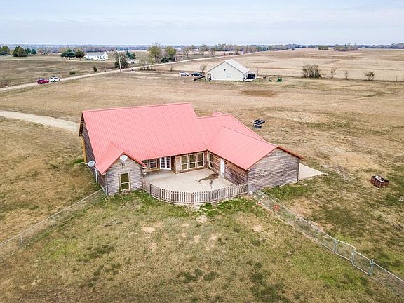 3rd image of 555 County Road 3202