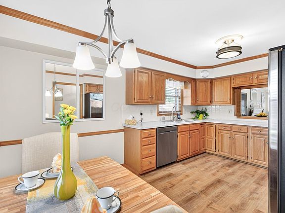 2nd image of 5790 Newgate Rd