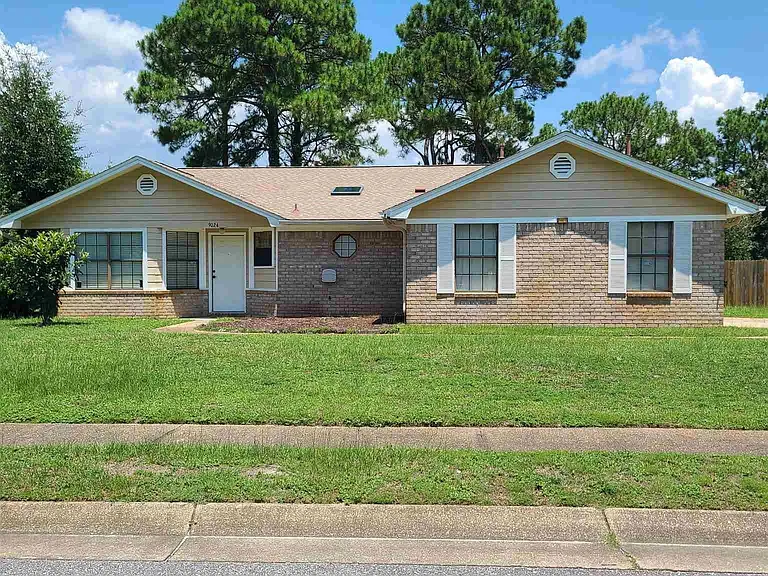 9024 Caribbean Dr — Photo 1