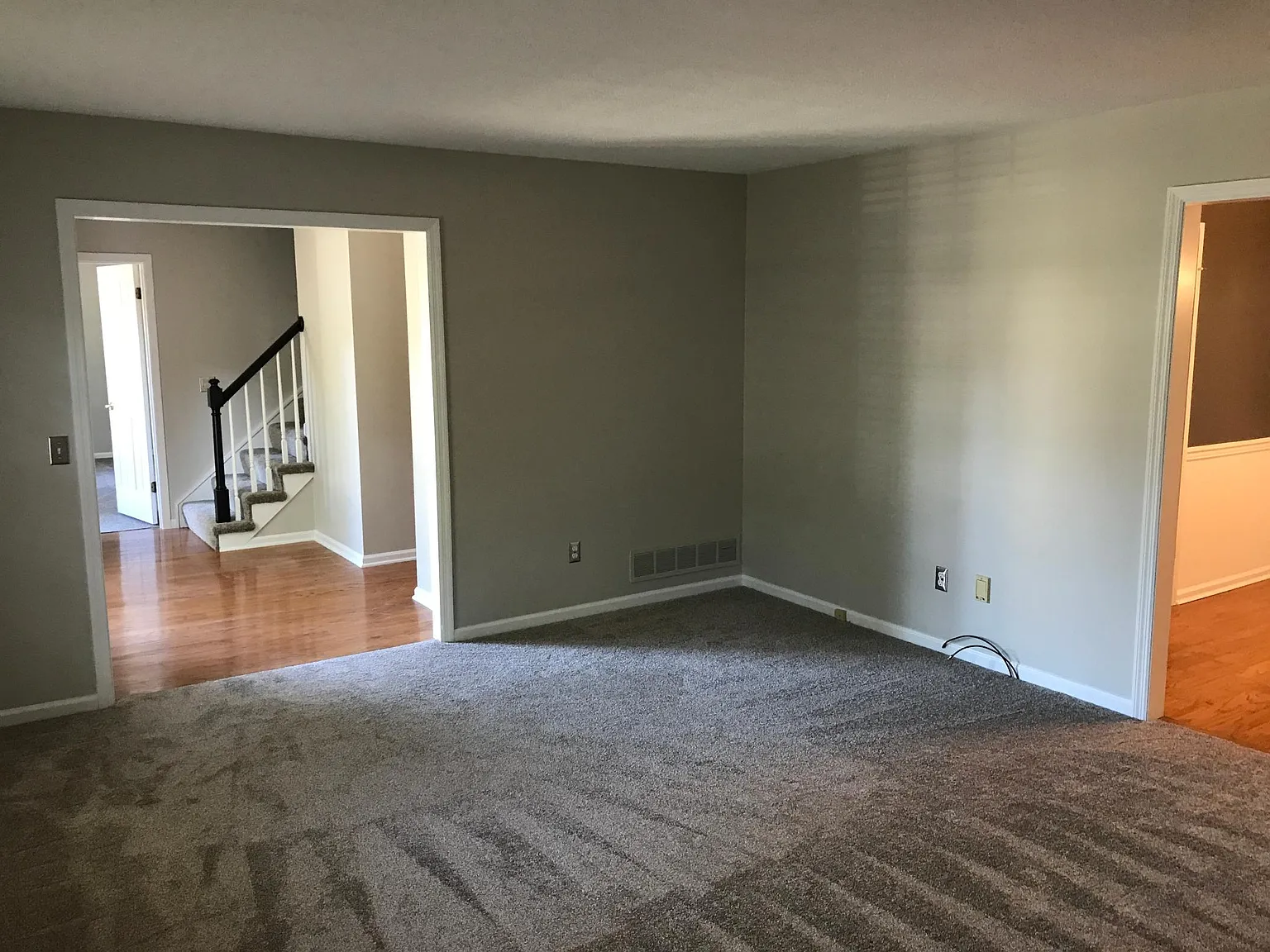 4 bed, 3.5 bath, 2948 sqft, $3,350 — Photo 3