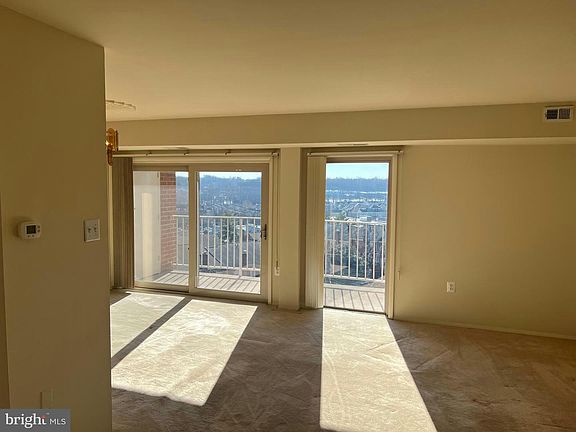 4th image of 5250 Valley Forge Dr APT 609