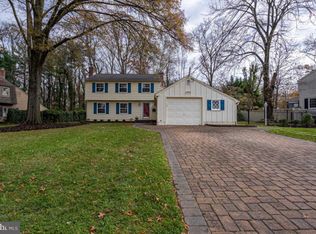 152 Pearl Croft Rd, Cherry Hill, NJ 08034
